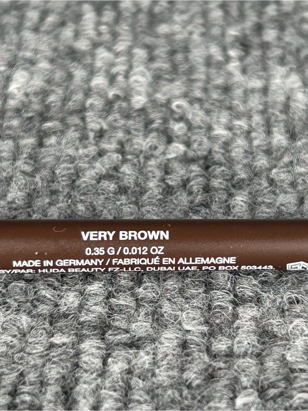 HUDA BEAUTY Creamy Kohl Longwear Eye Pencil in VERY BROWN Full Size .35g NEW